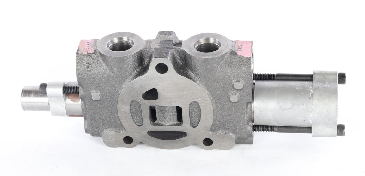 BOBCAT - 6677438 - VALVE - SECTION