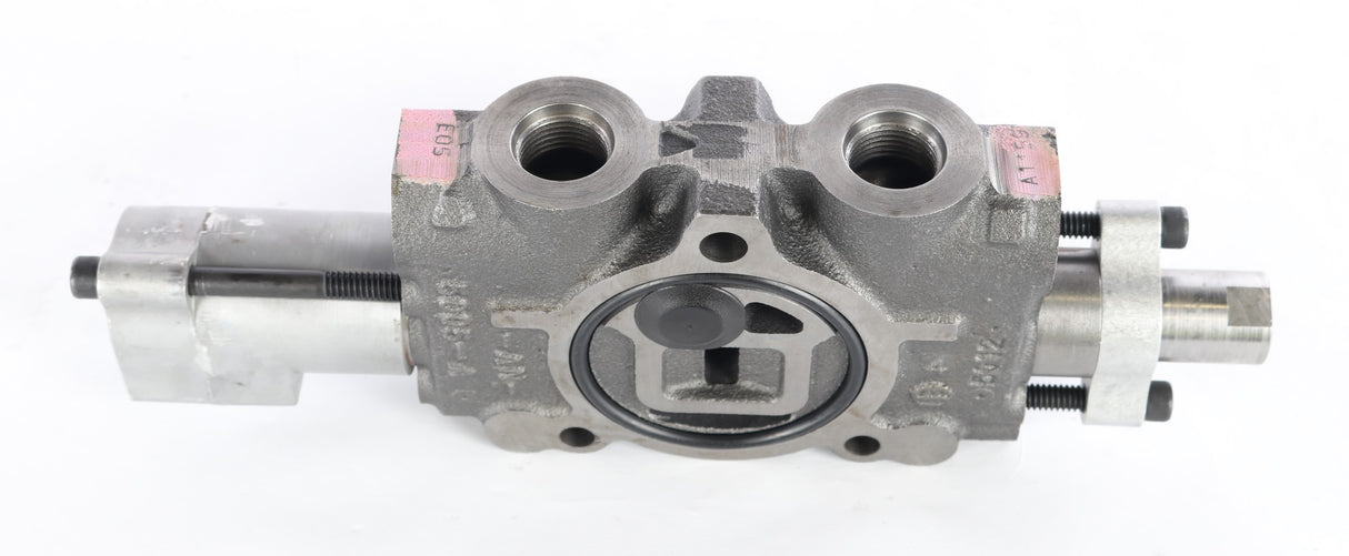 BOBCAT - 6677438 - VALVE - SECTION