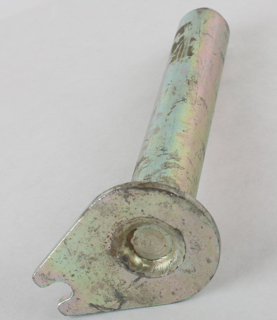 BOBCAT - 6683934 - PIN CYL BASE 30