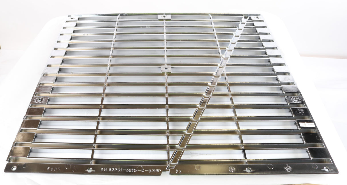AUTOCAR - 67201-3215 - GRILLE HALF
