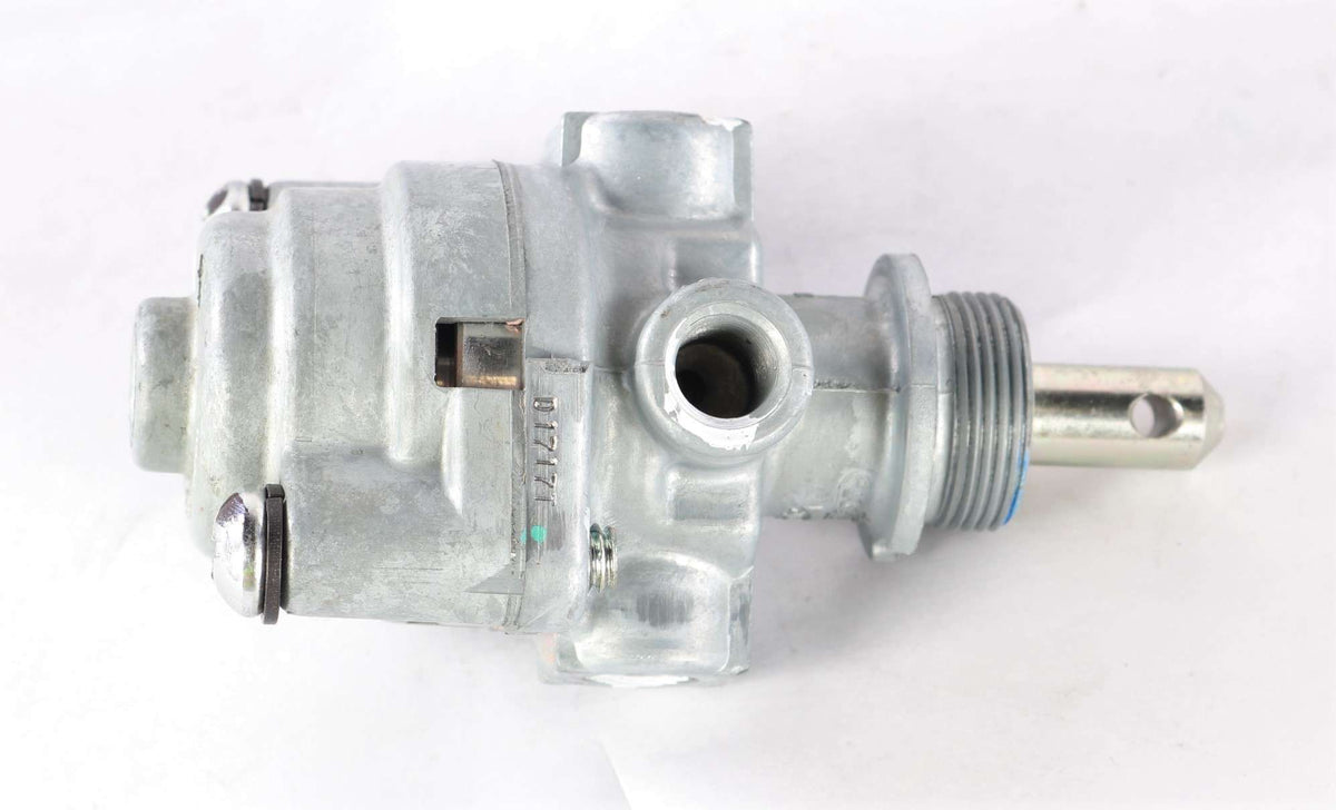 MACK - 745-065533 - AIR VALVE