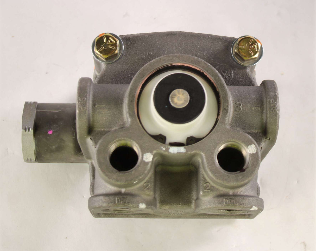 MACK - 745-801620 - VALVE