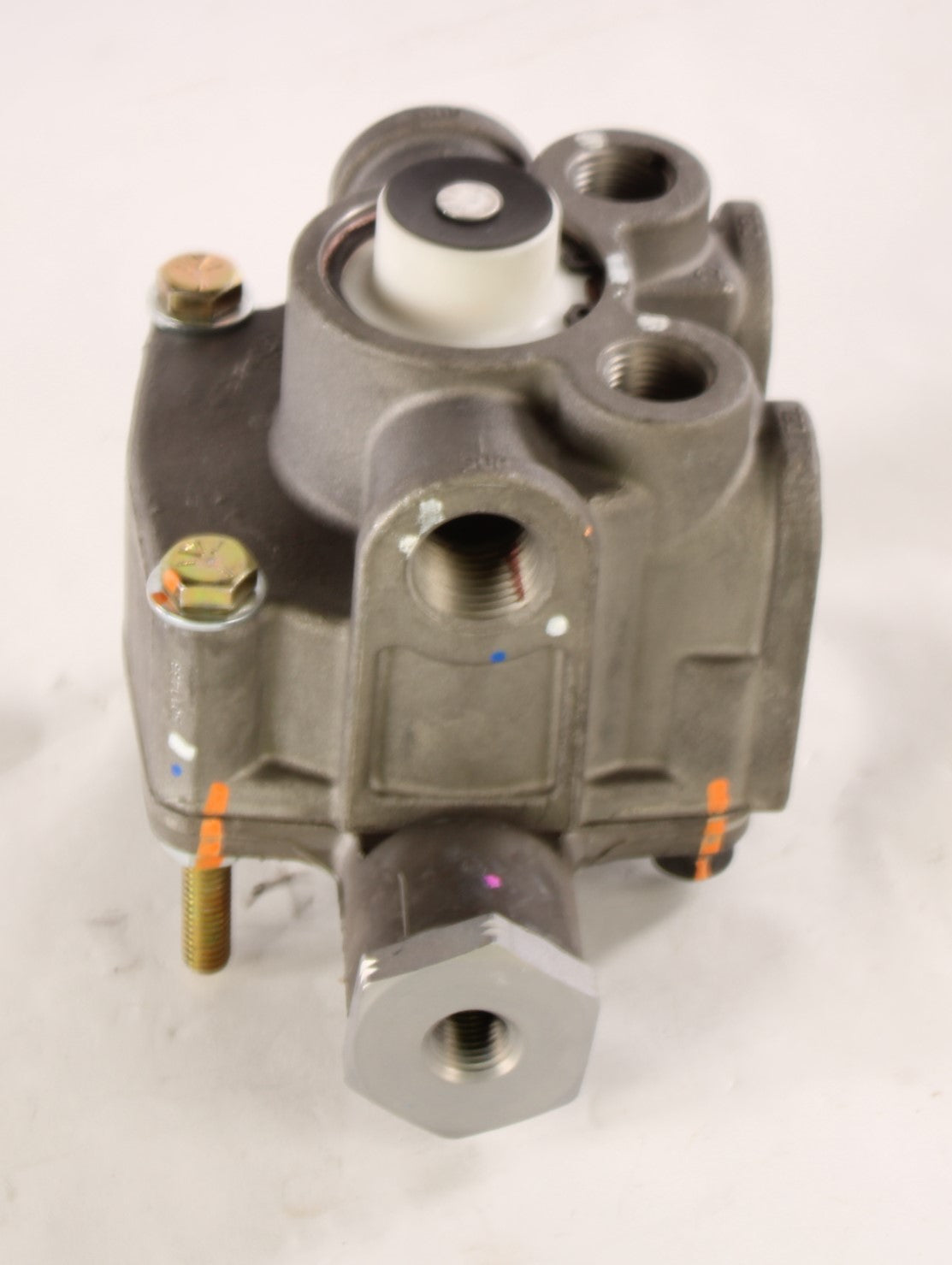 MACK - 745-801620 - VALVE
