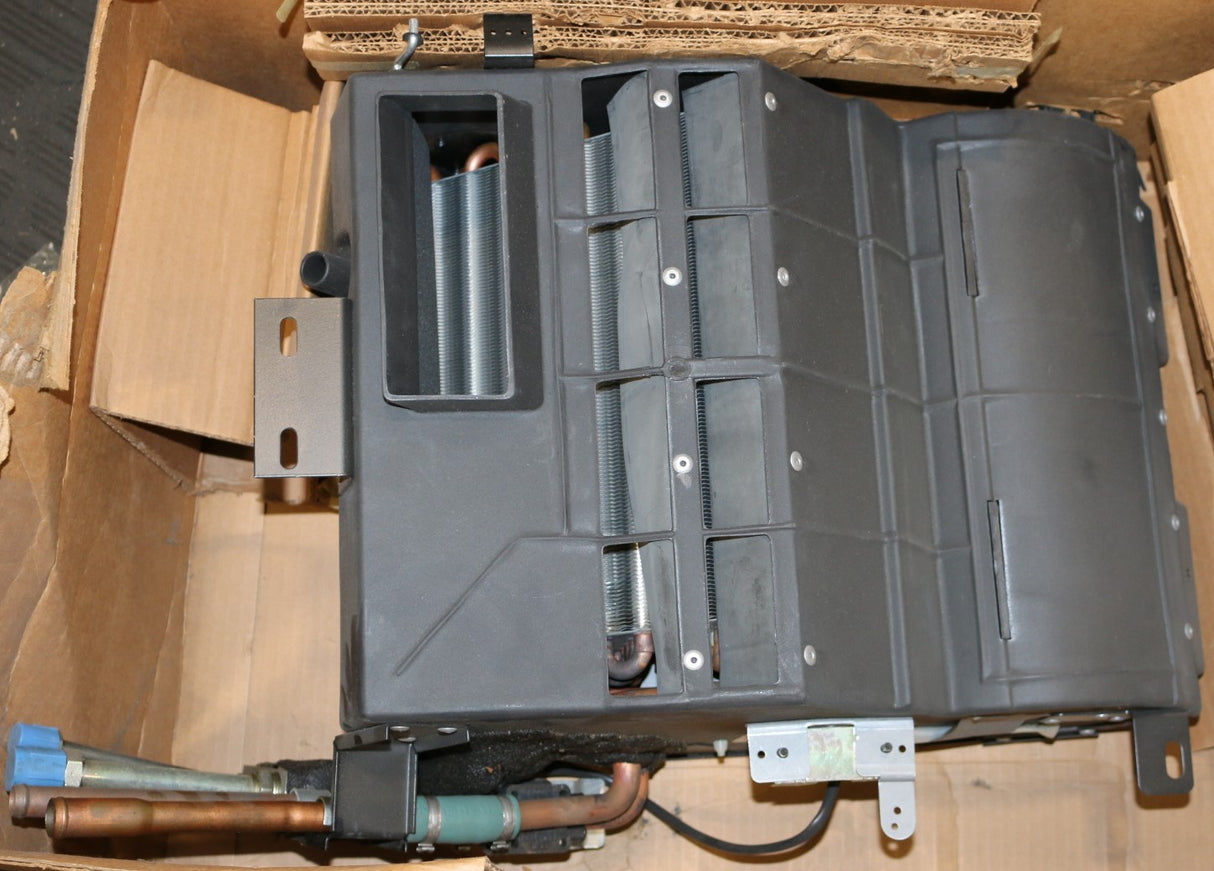 BERGSTROM - 747057 - CLIMATE UNIT