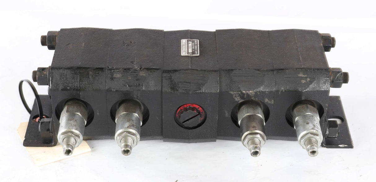 HALDEX-BARNES - 8-1-00 - VALVE ASSY