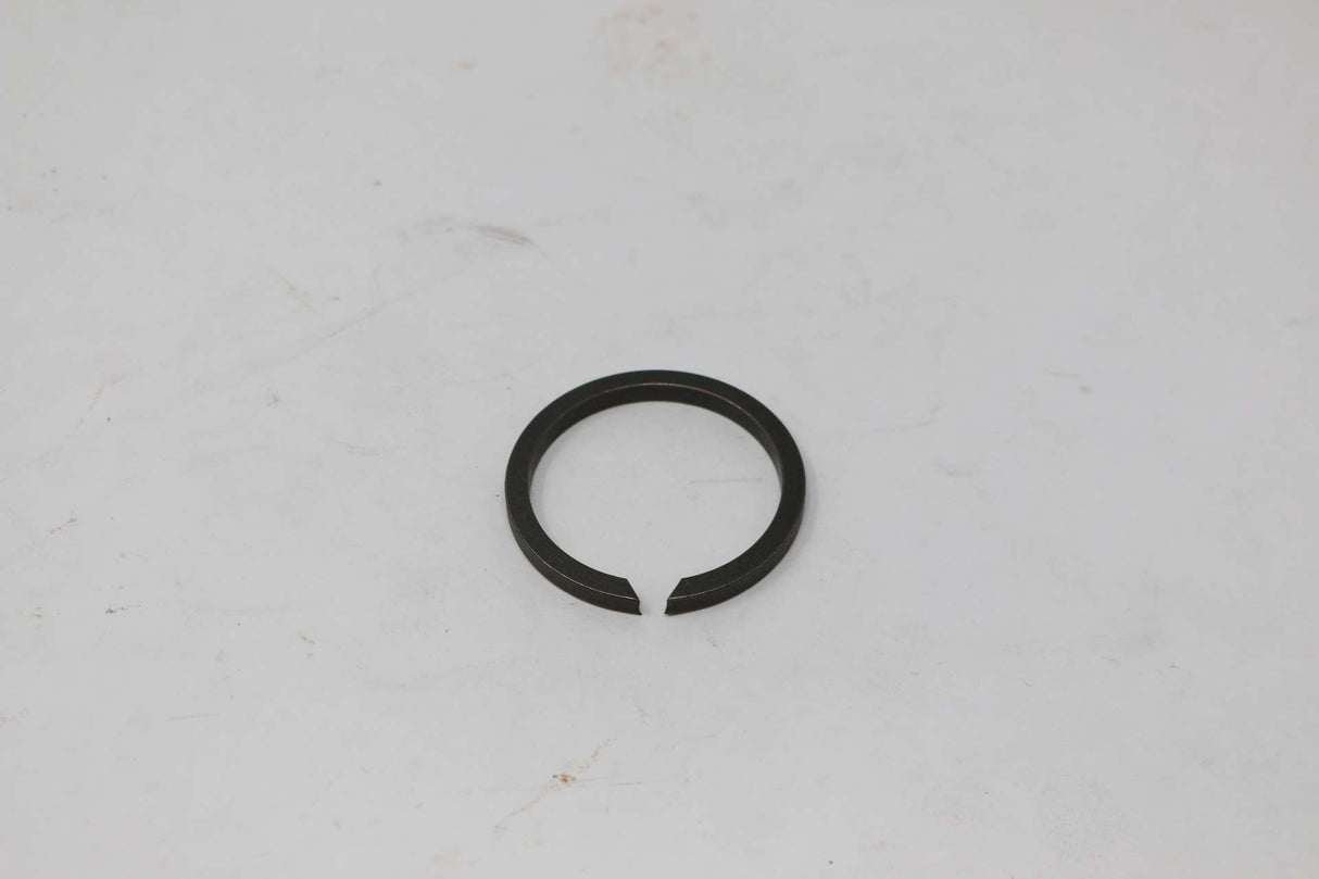 MACK - 8235-1229W4131 - SNAPRING OUTPUT BEARING Y