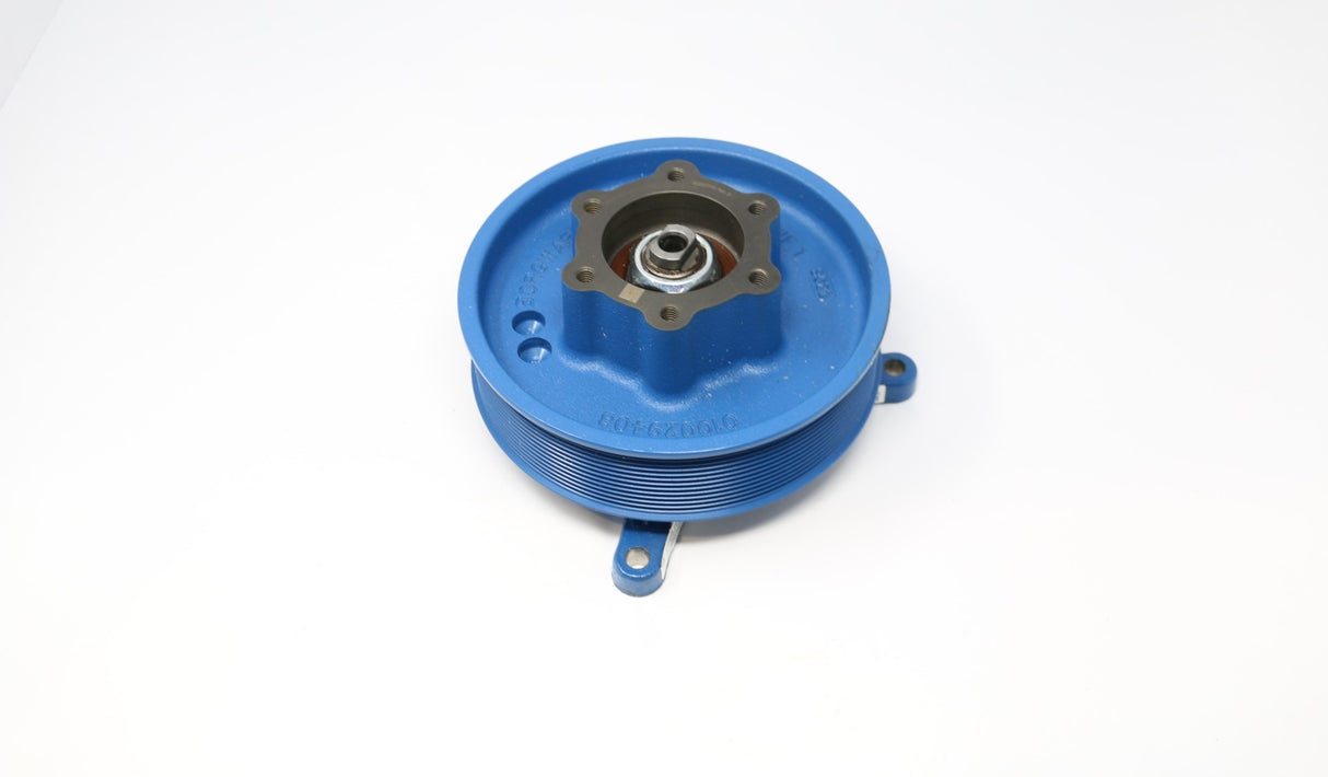 VOLVO - 85111813 - FAN HUB