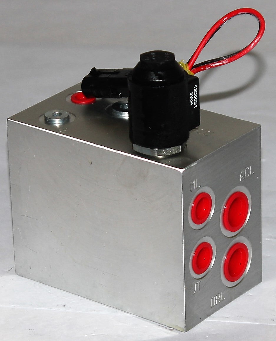 VOLVO - 97639 - VALVE ASSYMOT0R DISPLACEMENT