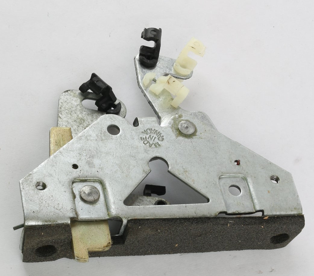 MACK - 9QX46AM - DOOR HANDLE