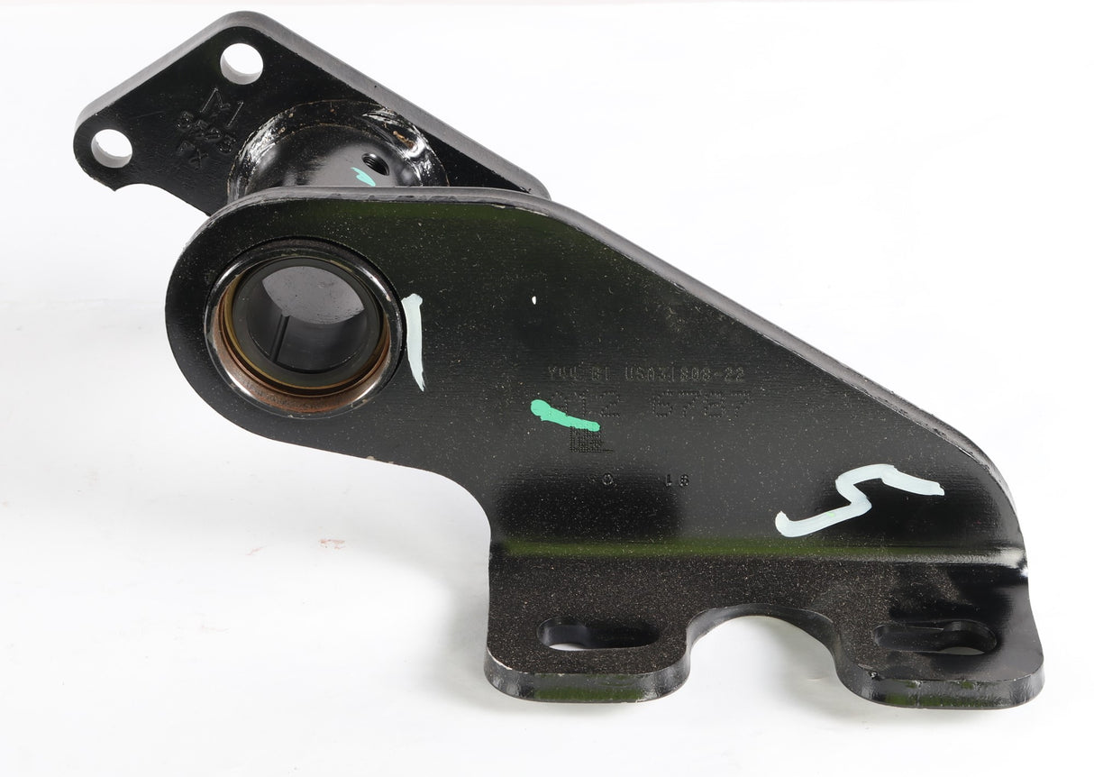 MERITOR - A123299A6787 - 324 DEGREES AIR BRAKE CHAMBER BRACKET KIT8033