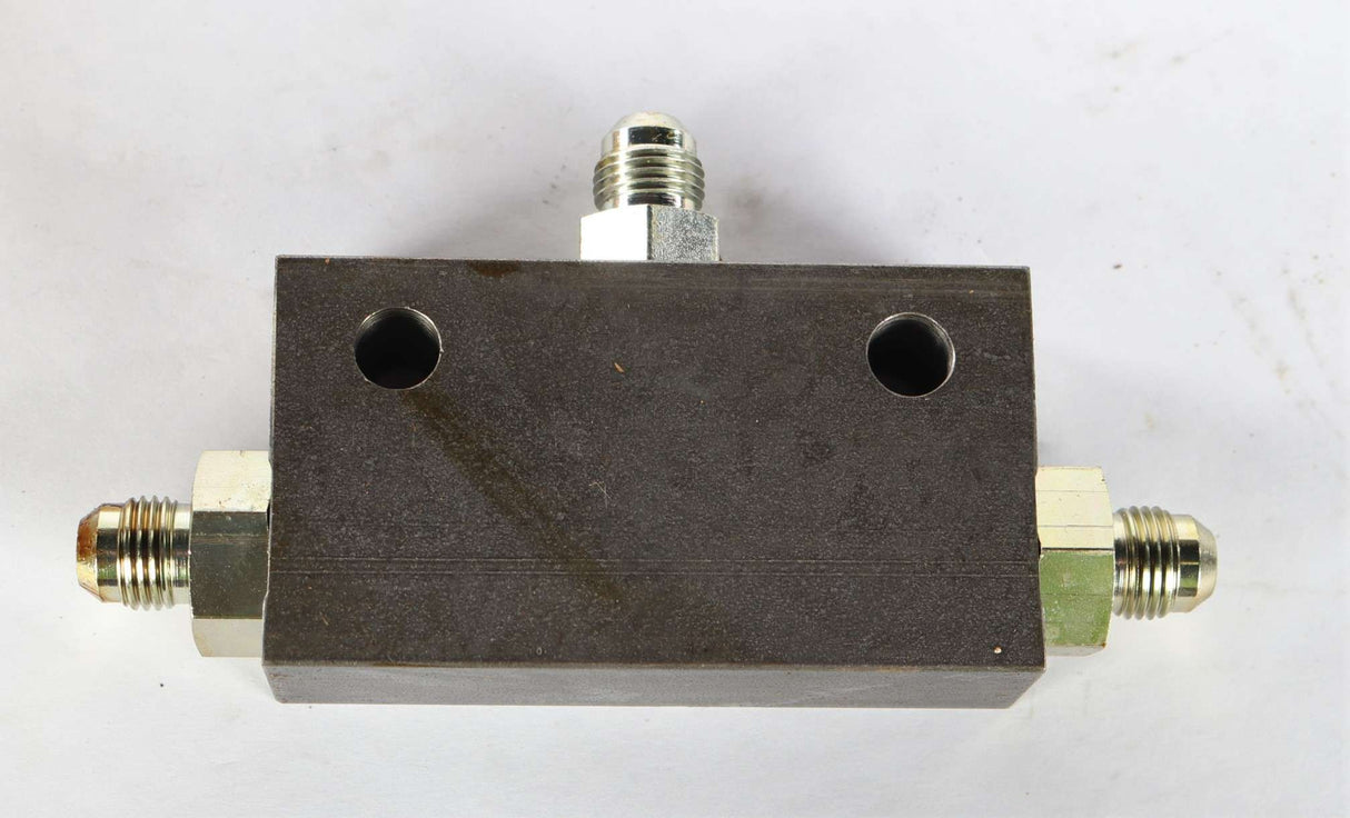 JOHN DEERE - AT59956 - VALVE