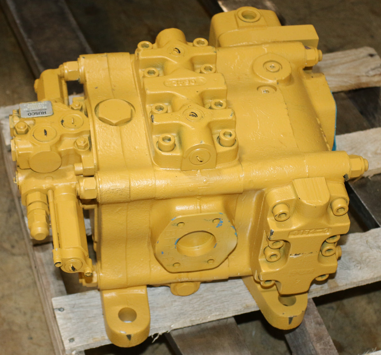 HITACHI - E12632034 - 9145HOIST