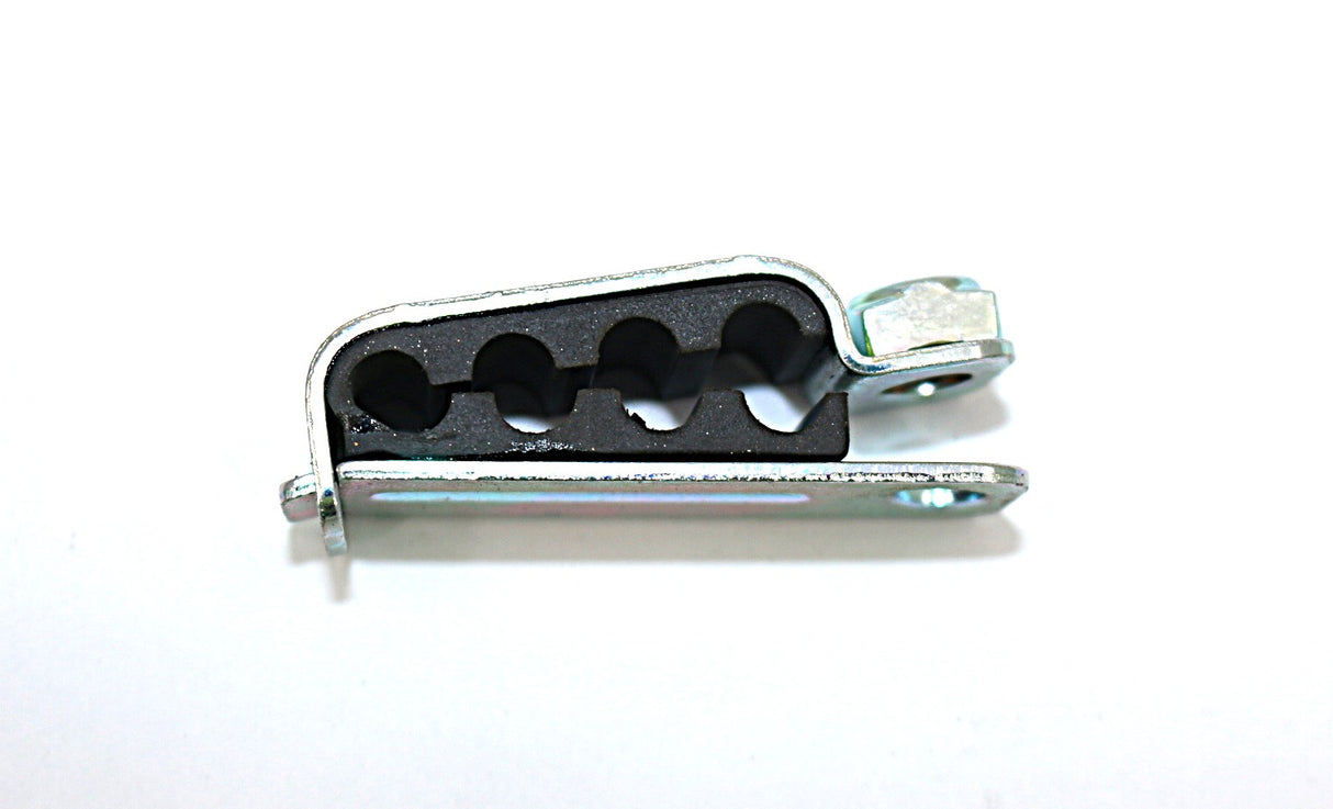 BOBCAT - IR36112522 - CLAMP
