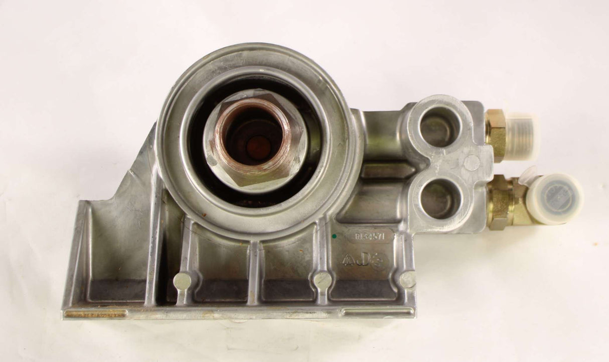 JOHN DEERE - RE502858 - ADAPTER