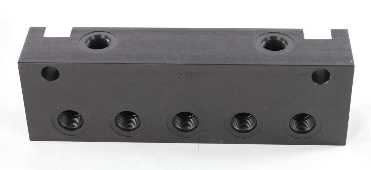 JOHN DEERE - T114808 - MANIFOLD