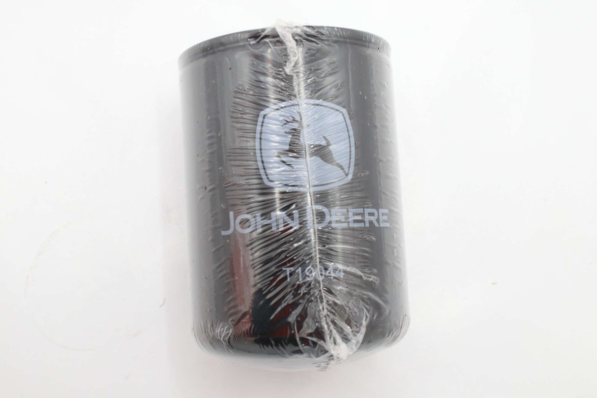 JOHN DEERE - T19044 - OIL FILTER