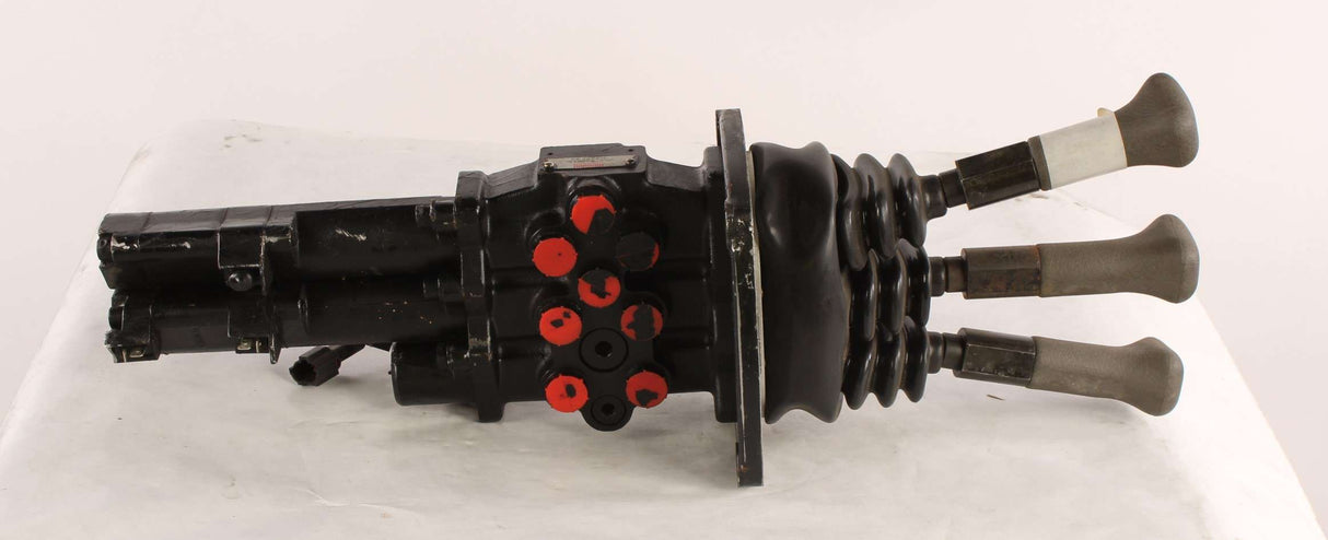 DAVID BROWN - V0605AGB95L - RMT CONT VALVE_