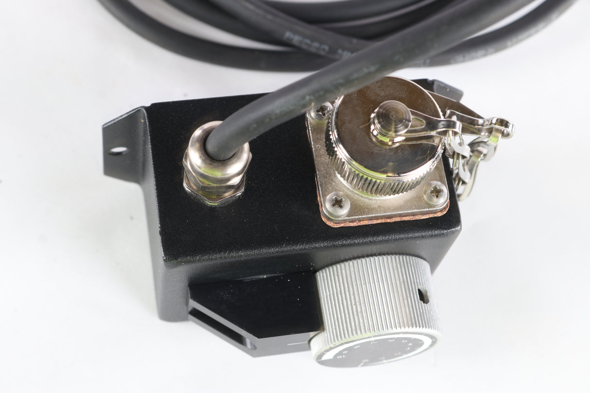 VOLVO - 21939533 - SENSOR ASM MOUNT