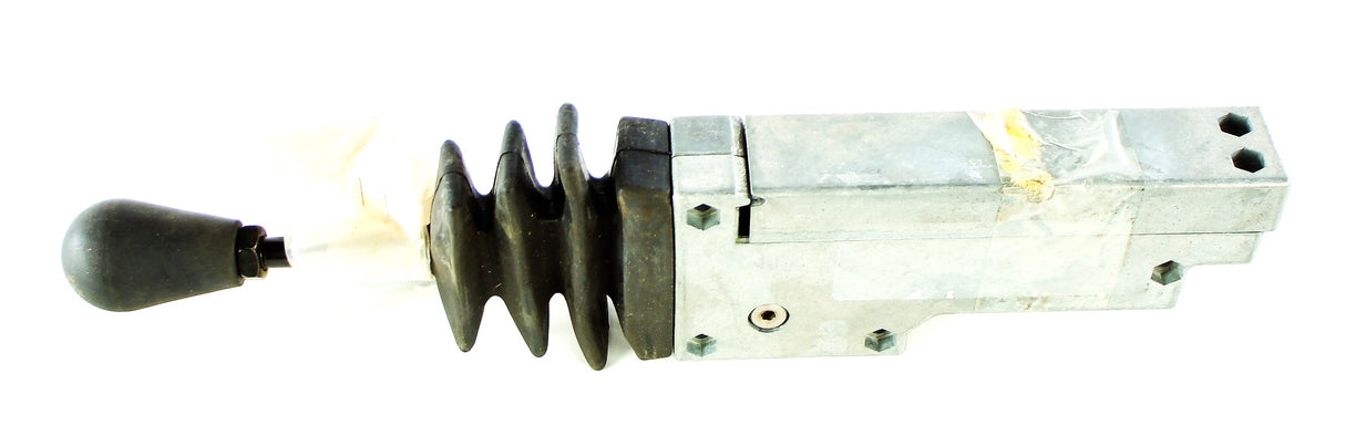 JLG - 91403179 - VALVE CONTROL