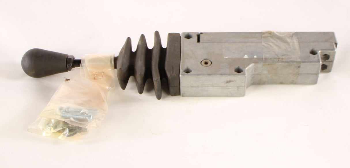 QUADRASTAT - C85086-7 - VALVE CONTROL