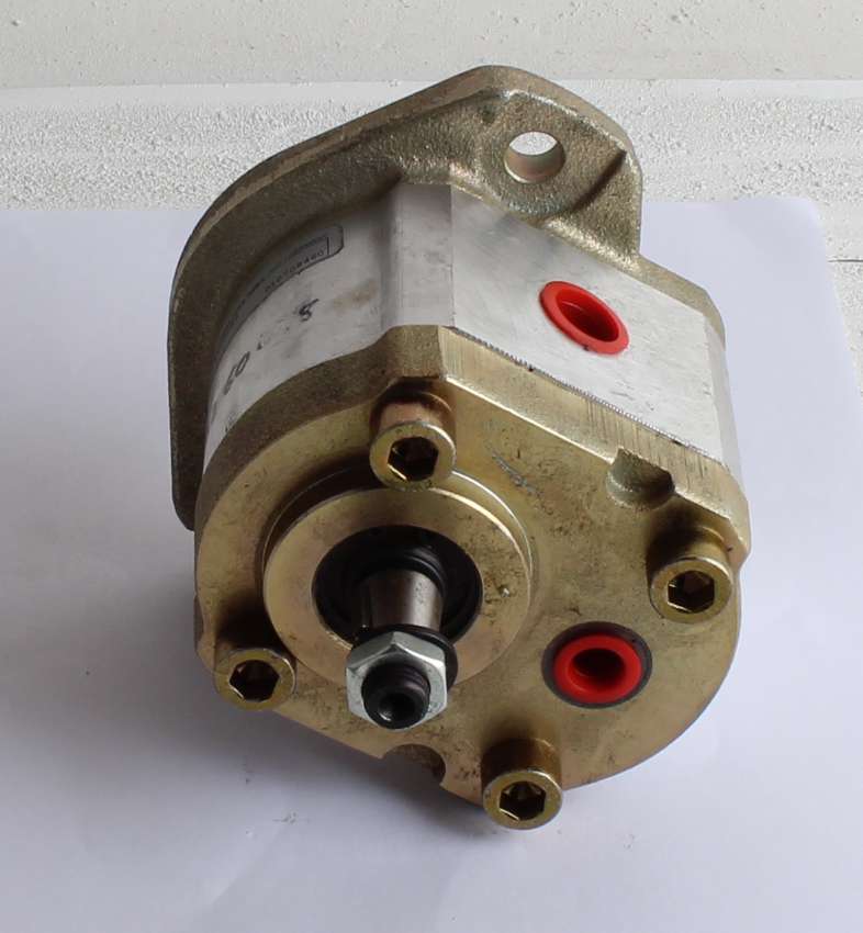 HALDEX-BARNES - WM09A1-1820082 - HYDRAULIC GEAR MOTOR