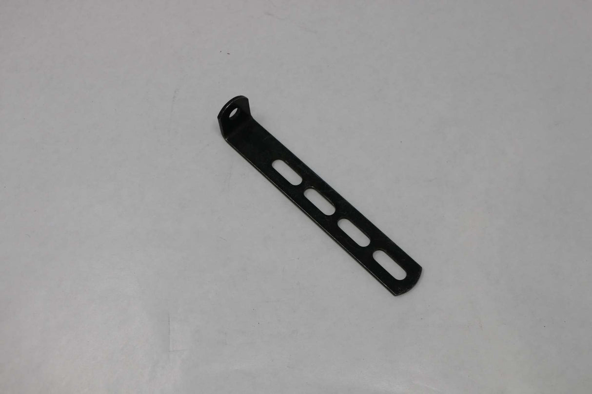 AUTOCAR - 965564 - BRACKET 4X9X160X3 90 DEGREE AN