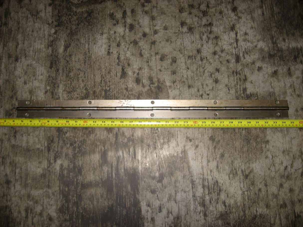 VOLVO - 8163484 - HINGE