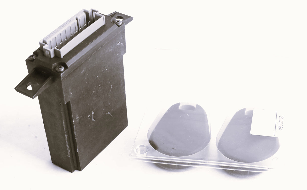 VOLVO - 21020084 - KIT