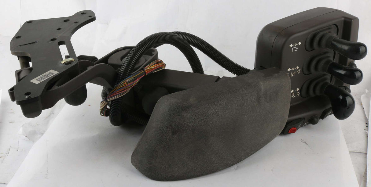 VOLVO - 15089668 - ARM REST