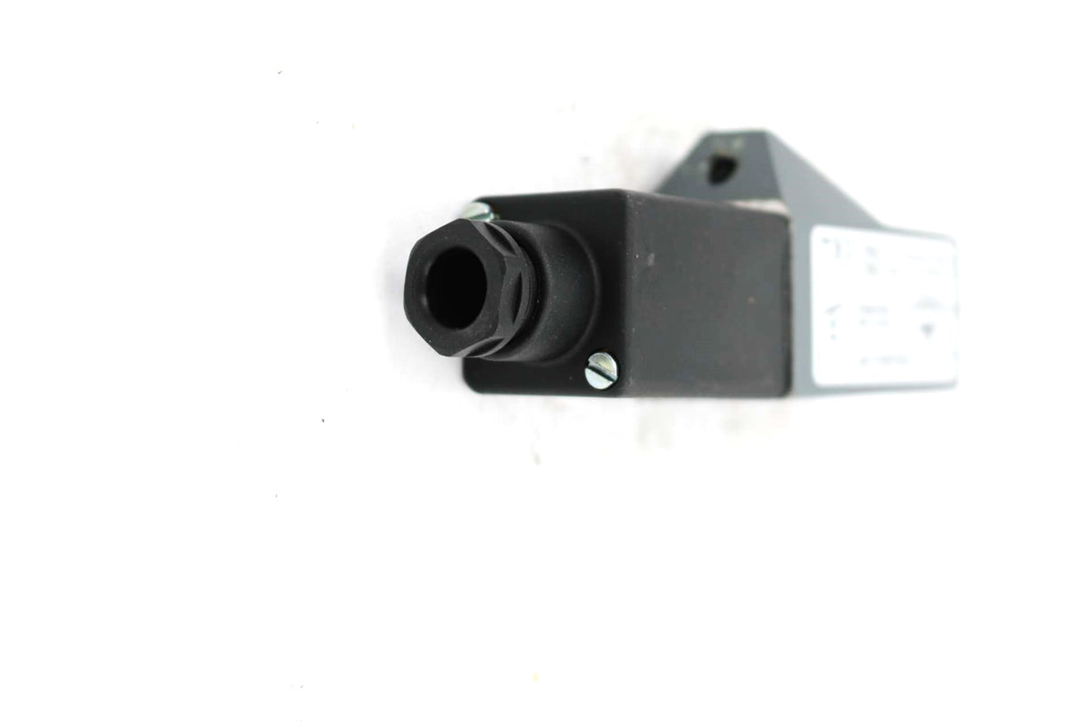 TEREX FUCHS - 0037008029 - PRESSURE SWITCH