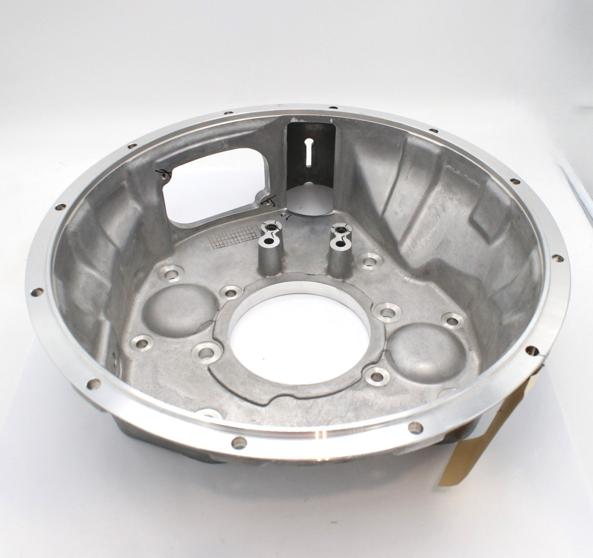 VOLVO - 85112689 - CLUTCH HOUSING
