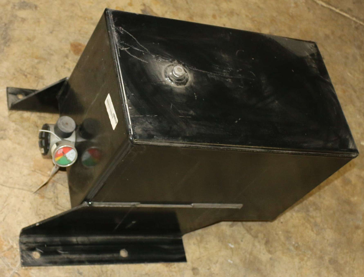 AUTOCAR - A3250004-001 - TANK_HYDRAULIC 15GAL ACT