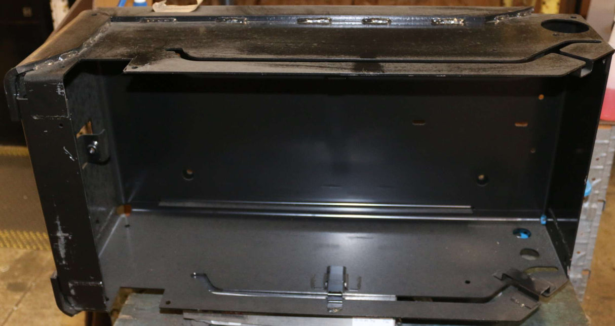 AUTOCAR - A8120056-001 - BATTERY BOX PAINTED STEE