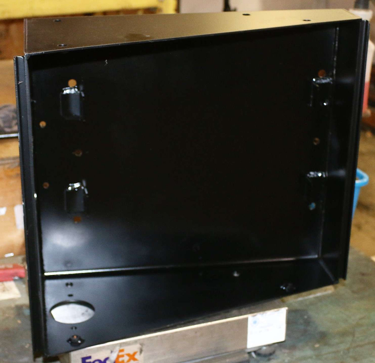 AUTOCAR - A8120082-001 - BATTERY BOX PAINTED STEE