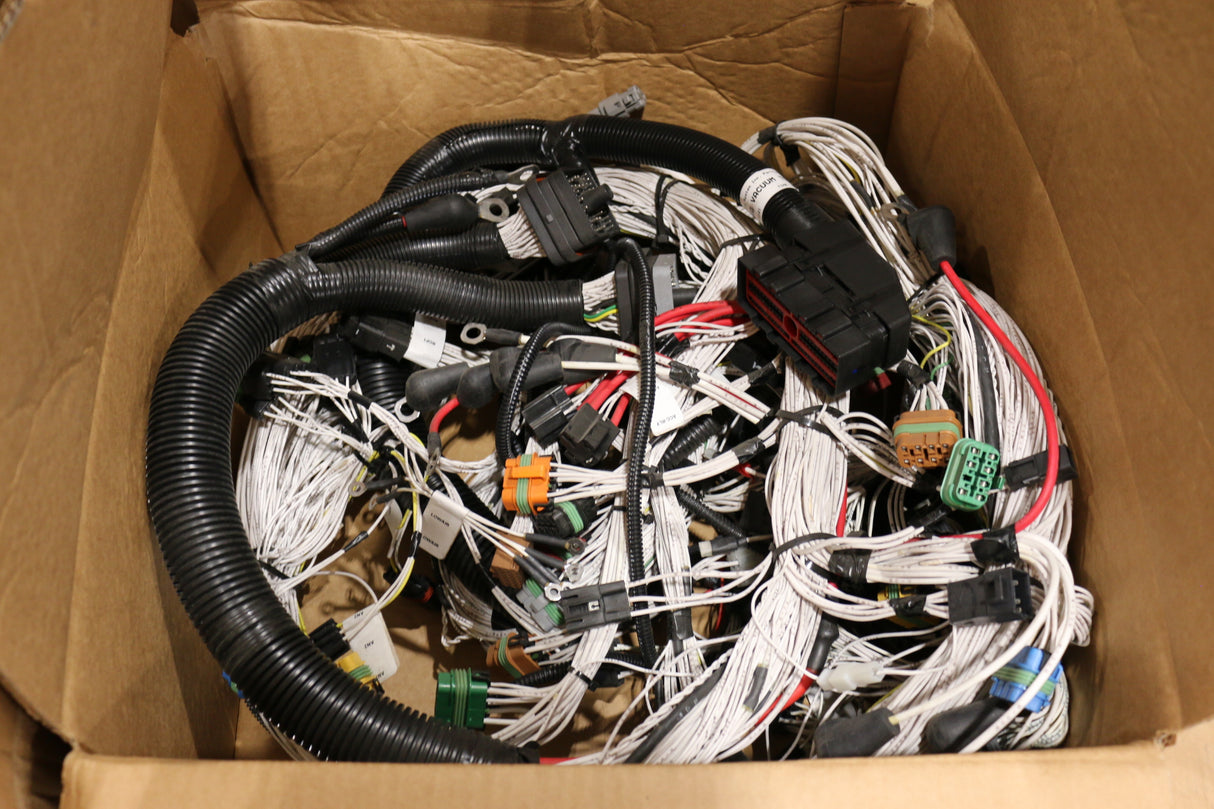 AUTOCAR - A8730092-002 - HARNESS-MAIN CAB WXLL 07