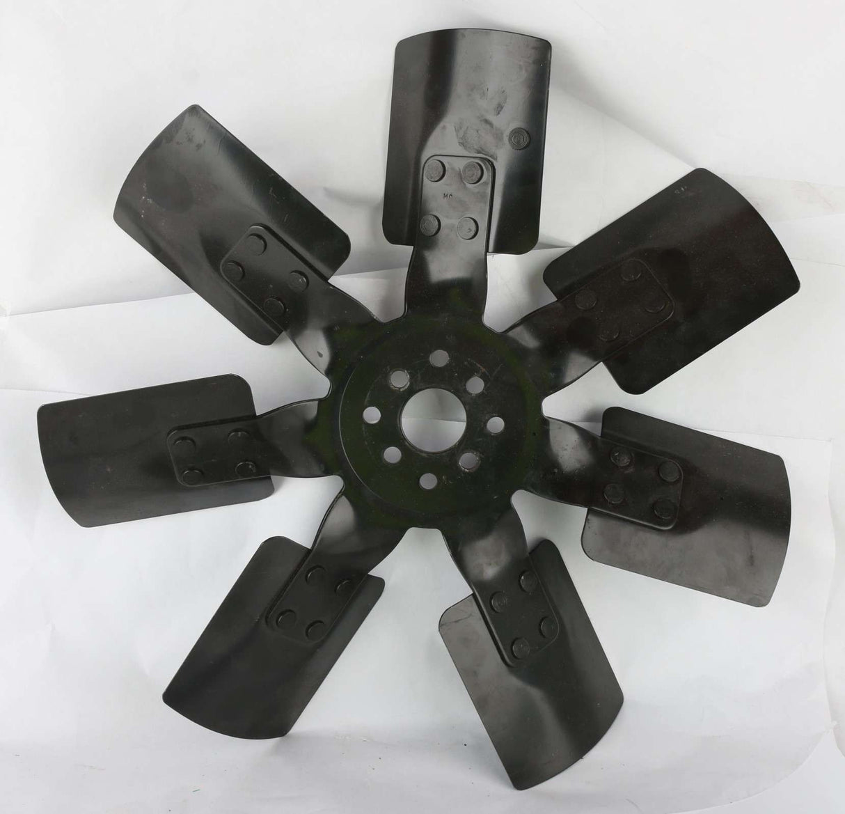 VOLVO - 59408922 - FAN 18 IN. SUCKER