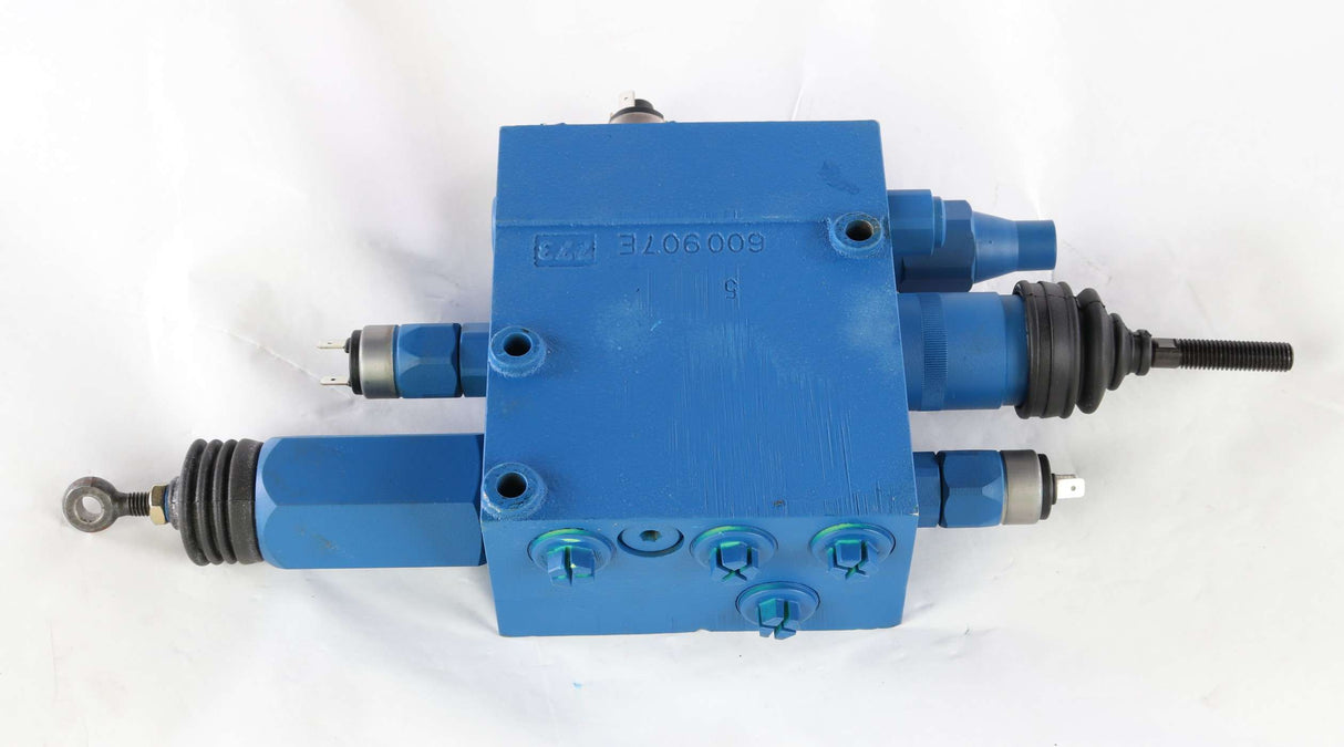 REXROTH - R900965373 - POWER BRAKE VALVE