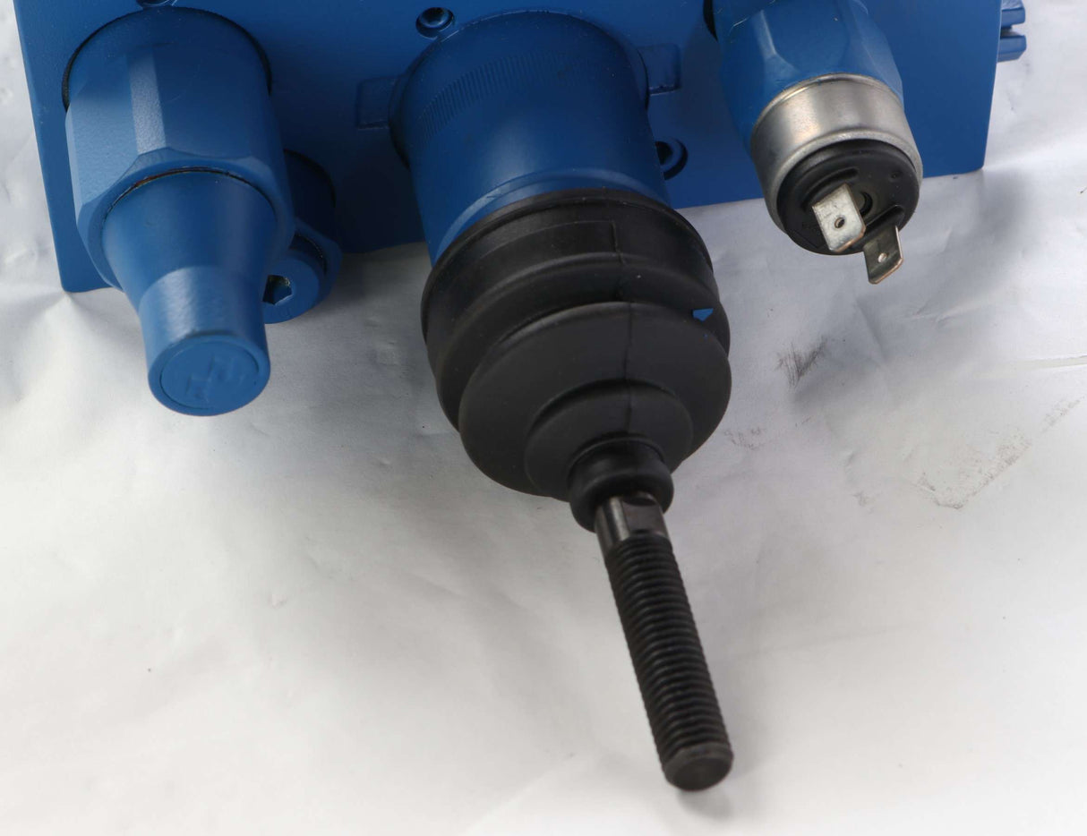 REXROTH - R900965373 - POWER BRAKE VALVE