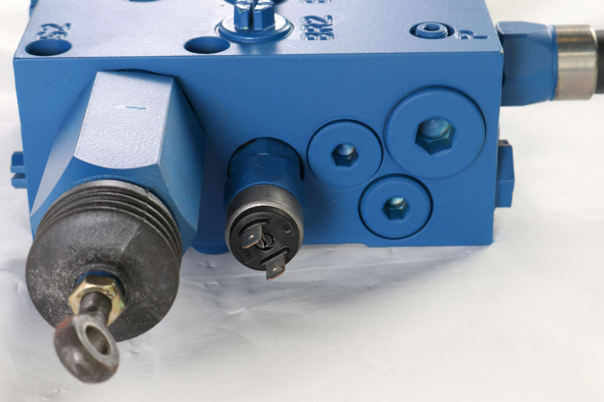 REXROTH - R900965373 - POWER BRAKE VALVE