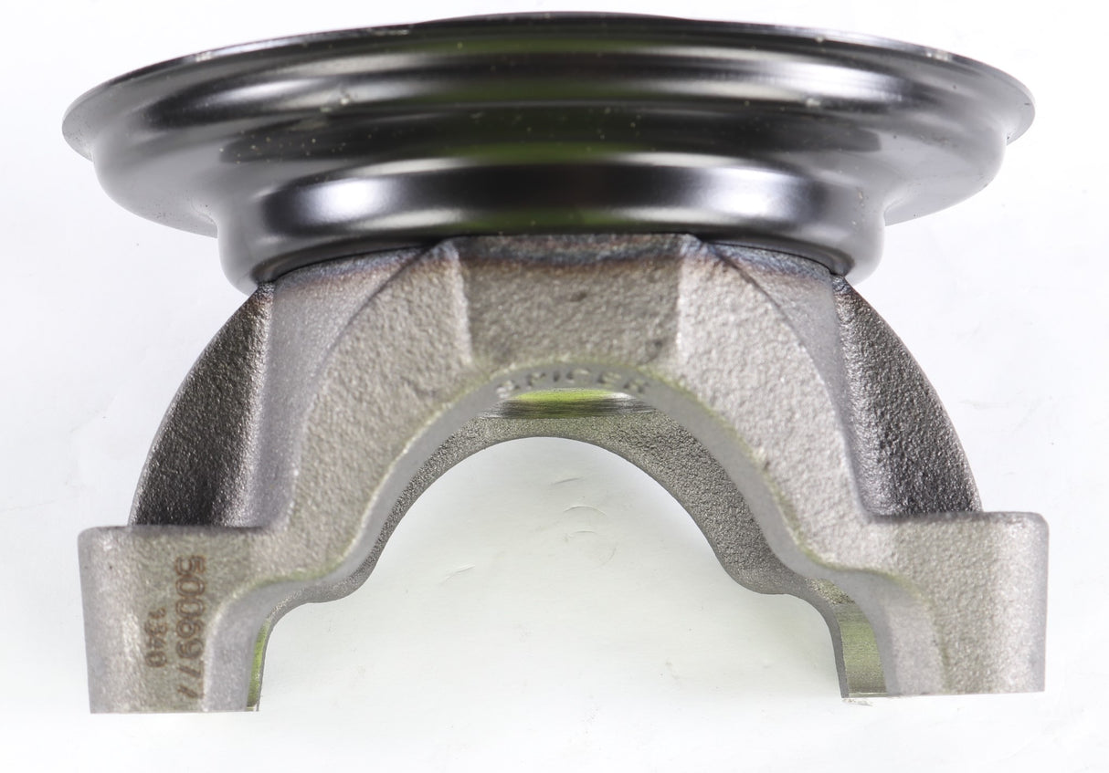 DANA SPICER - 5006977 - END YOKE ASM SPL70 SERIES
