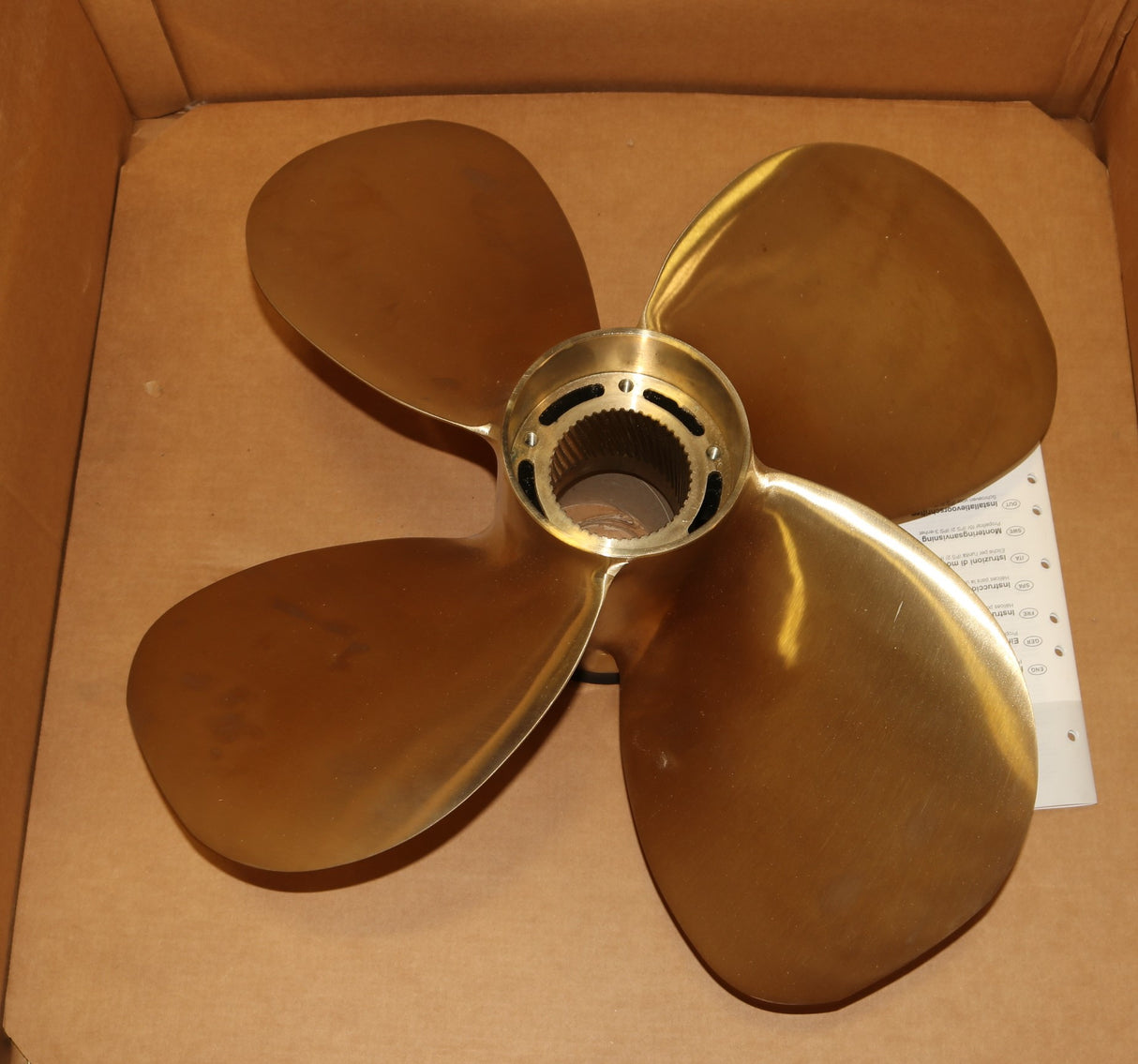 VOLVO PENTA - 3843980 - PROPELLER KIT P1 SET
