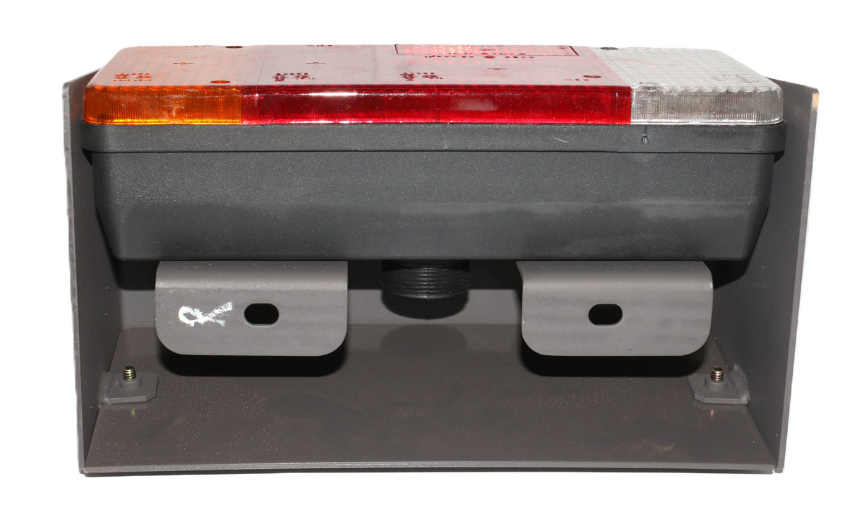 VOLVO - 404102 - TAIL LIGHT POD-RH
