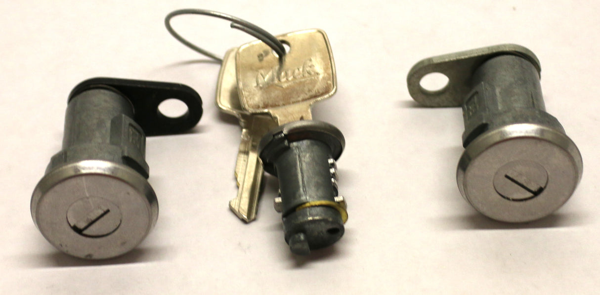 MACK - 25123414 - DOOR LOCK KIT