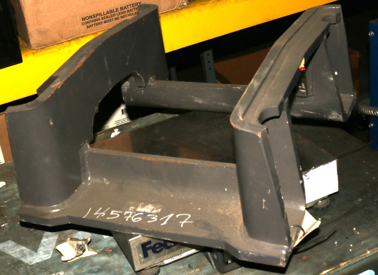 VOLVO - 14576317 - GUARD