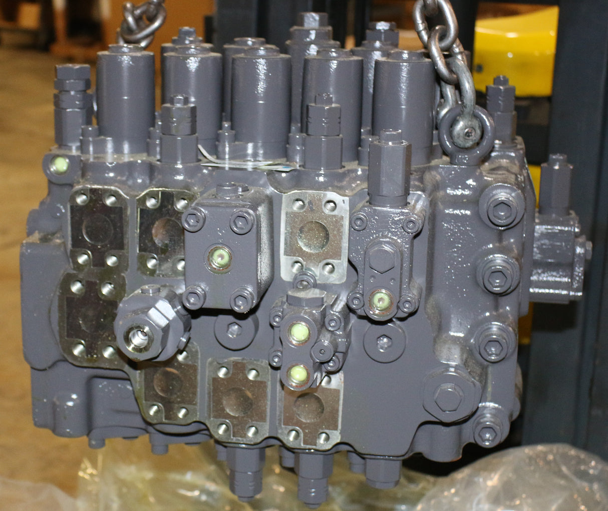 VOLVO - 14625526 - CONTROL VALVE