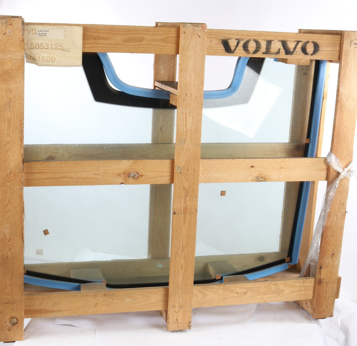 VOLVO - 15053125 - WINDSCREEN