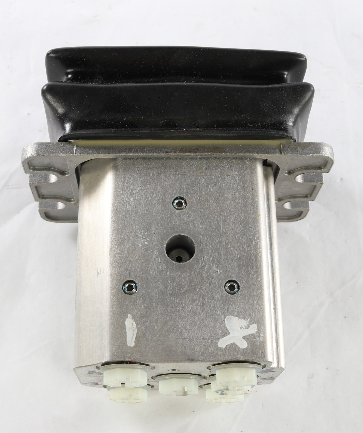 VOLVO - 15637034 - REMOTE CONTROL VALVE