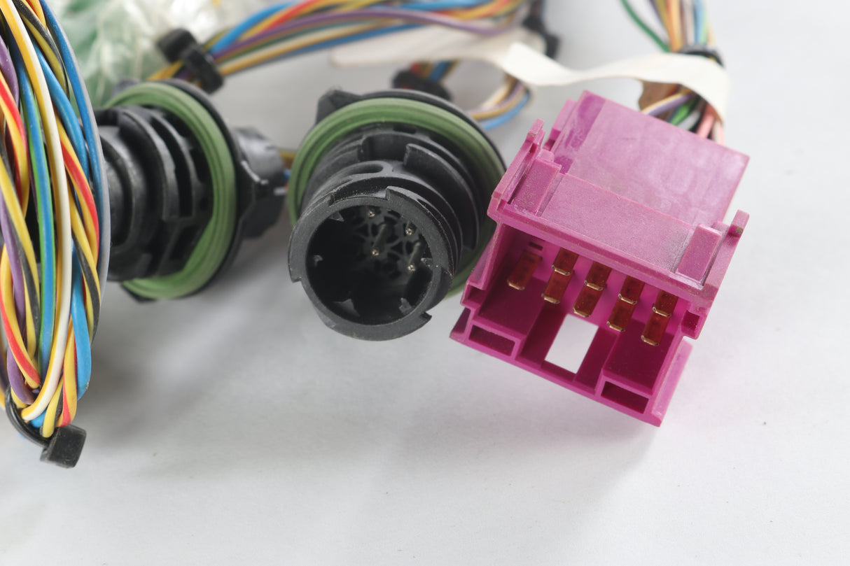 VOLVO - 17215631 - CABLE HARNESS