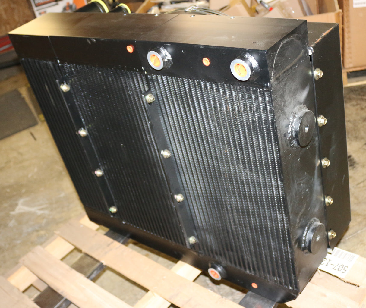 VOLVO - 18001370 - RADIATOR ASM