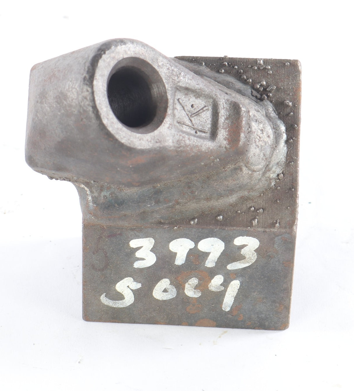 VOLVO - 59935064 - TOOTH HOLDER